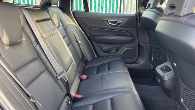 Volvo V60 2.0 D4 [190] Cross Country 5dr AWD Auto Diesel Estate